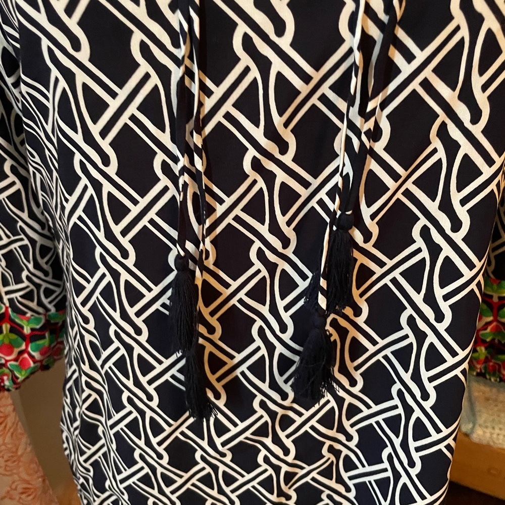 Crown and ivy three-quarter sleeve top